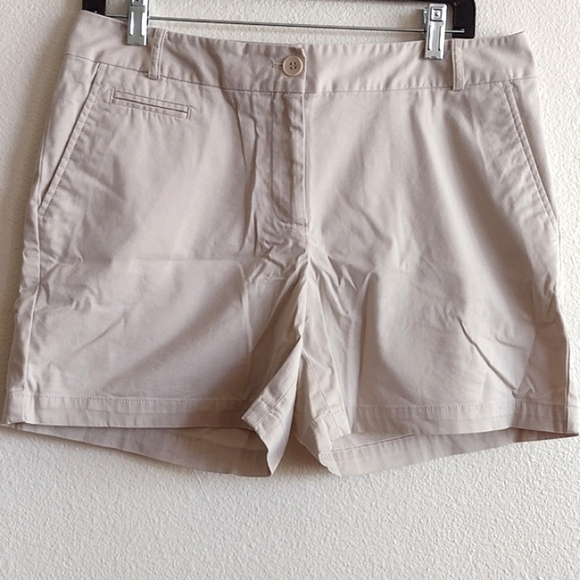 Talbots Cotton Khaki Short Size 8 Neutral Classic - Picture 1 of 9